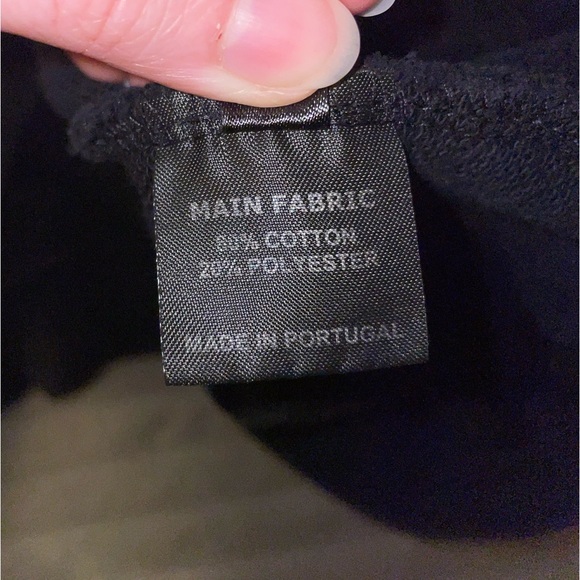 Vetements Distressed Hoodie - Picture 7 of 9